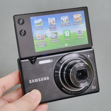 Samsung MV800 Digital Camera Black 16.1MP Touchscreen Selfie Flipout Vlog Tested