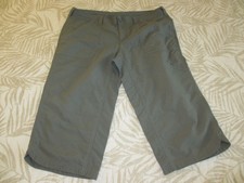 The North Face Capri Pants Size 10 Regular Lightweight Outdoor Wear Gray