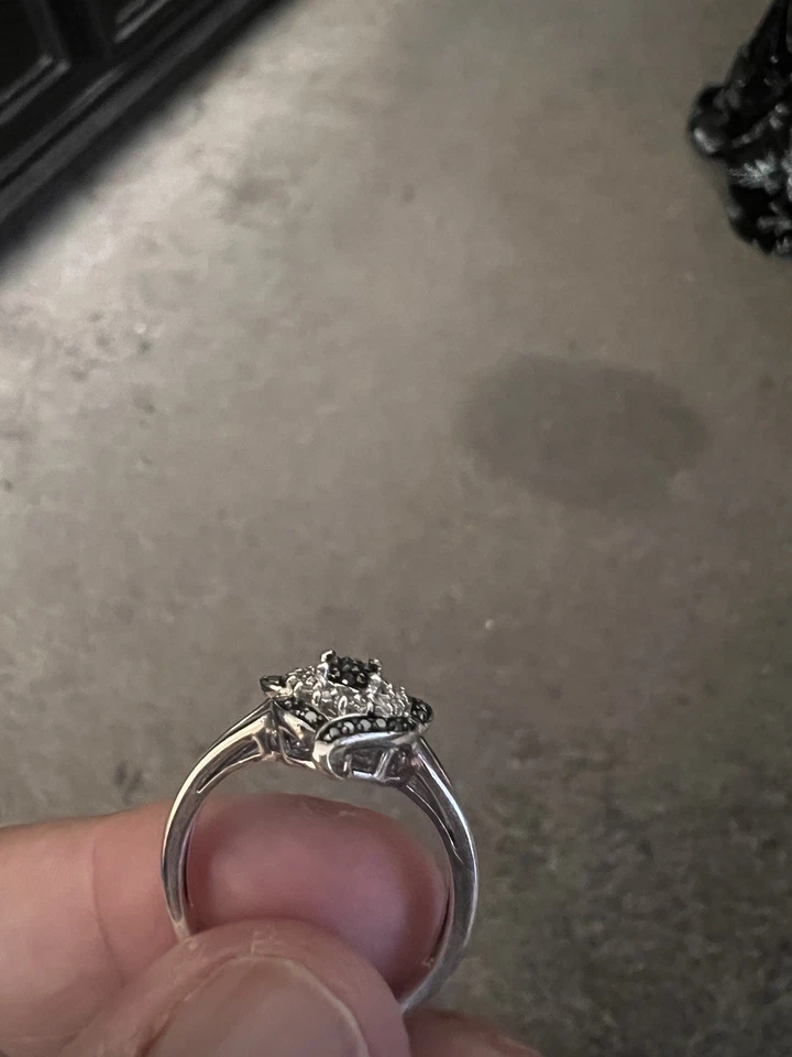 Helzberg Diamonds Sterling Silver White And Black Diamonds Size 8.5 - Image 4 of 4