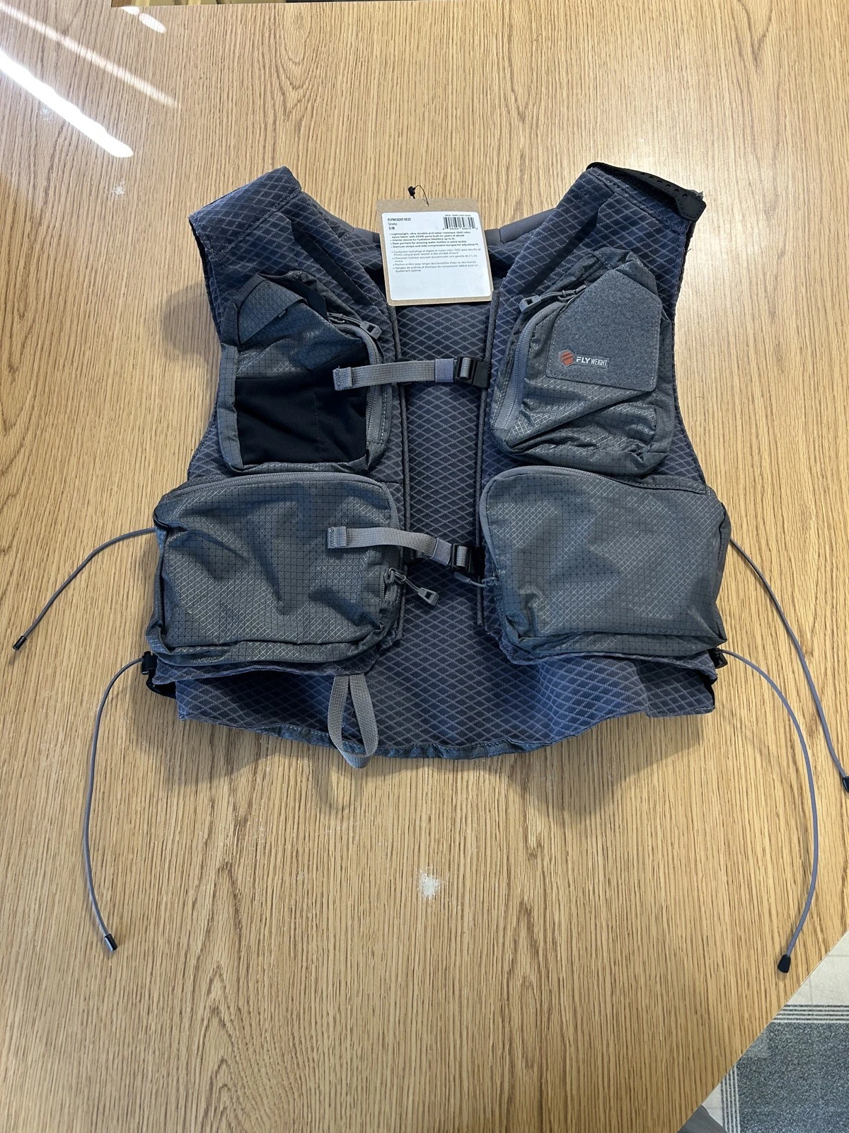 Simms Fishing Flyweight Vest Fly Fishing Vest NWT - Size S/M - SAME DAY SHIP!