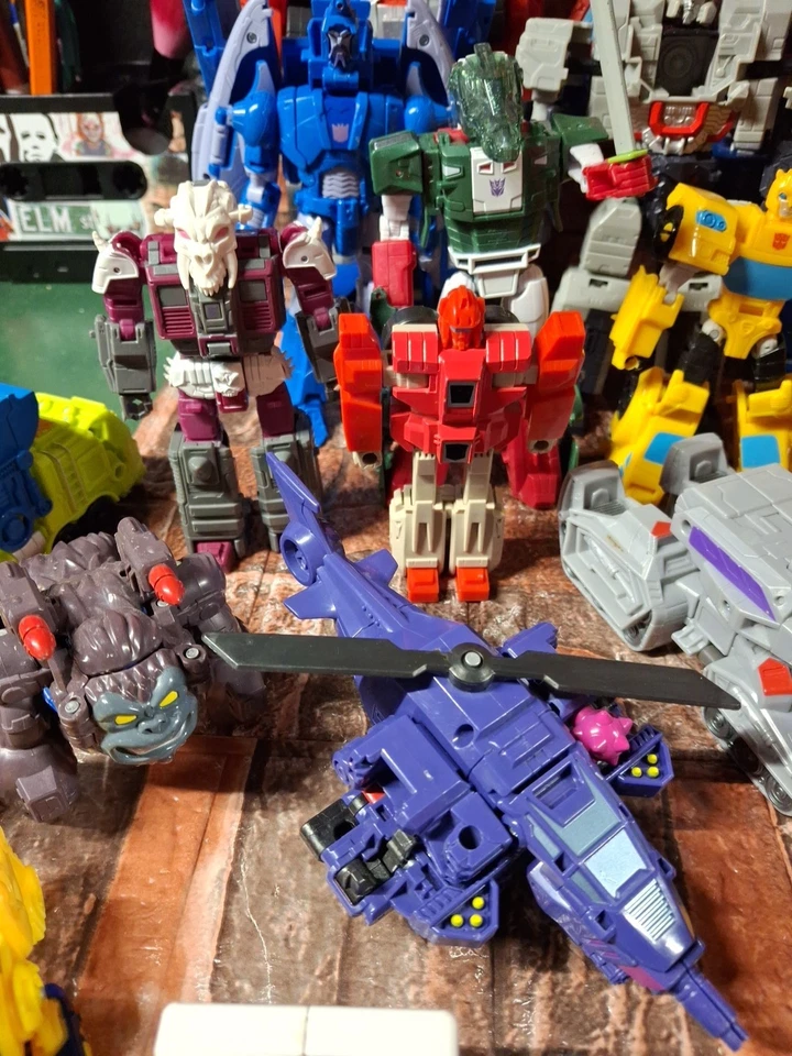 LOTE (24) TRANSFORMERS - Lote Mixto de Antiguos/Nuevos, Completos/Incompletos y Piezas Foto 4 de 4