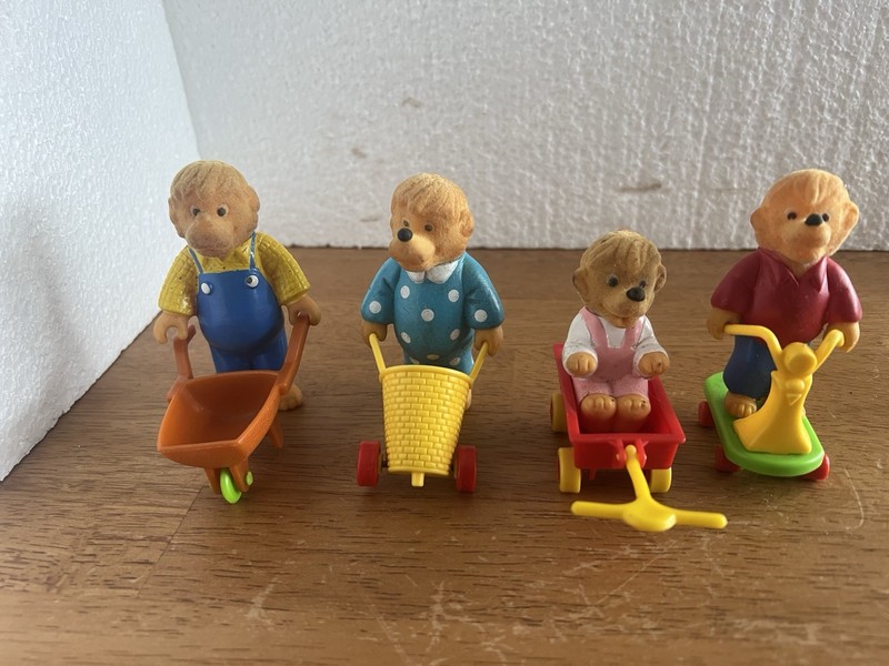 McDonald's Berenstain Bears Fast Food Toy Set 1986 Figures Lot