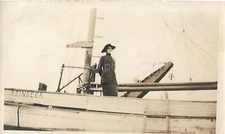 FOUND PHOTOGRAPH Original BLACK+WHITE Snapshot EARLY 20TH CENTURY WOMAN 29 47 O