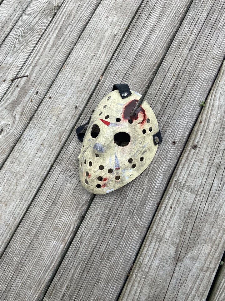 Friday The 13th Part 4 Jason Voorhees Hockey Mask Prop Replica (Finale) - Image 3 of 4