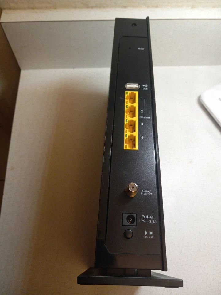 Netgear M 1 CAV 1 Dual Band Wireless Router NO POWER CORD Model MU42-3120350-A1 - Image 3 of 3