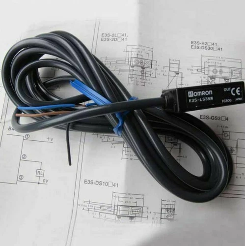1PC New OMRON E3S-LS3NW Photoelectric Switch E3SLS3NW In Box US Free TAX - Picture 2 of 4
