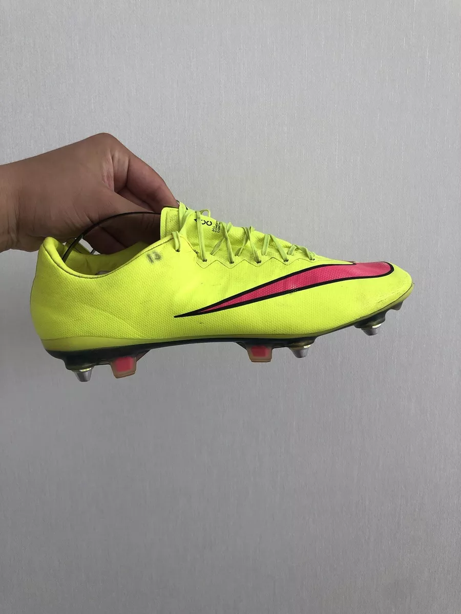 Crampons Football enfants Mercurial Nike d'occasion : Enfant