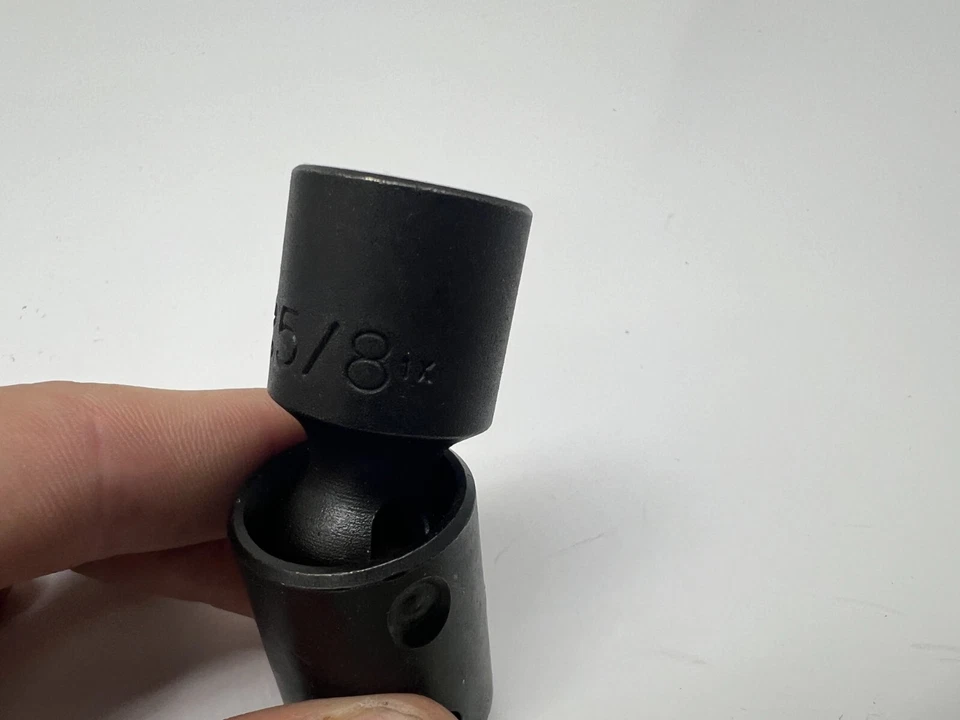 Proto 5/8" 1/2" Drive 6 Point SAE Black Oxide Impact Swivel Socket 74277P USA - Image 4 of 4