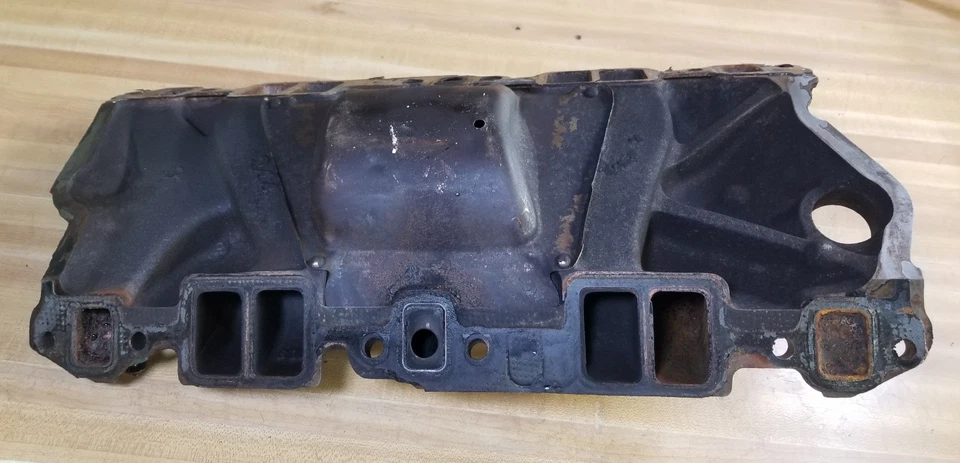 Colector de admisión OMC Cobra 5,7 GM 14096244 Foto 4 de 4