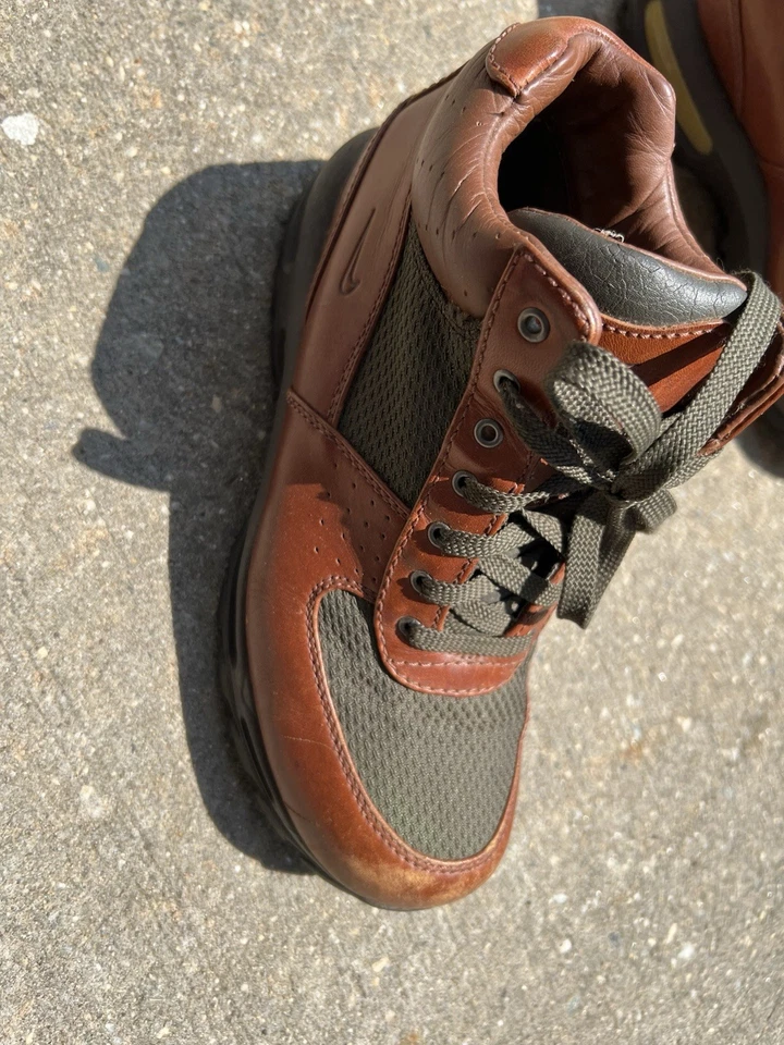 Botas de Colección Nike ACG Cuero Marrón Senderismo Botas de Aire con Cordones para Hombres 7.5 De Colección Foto 4 de 4