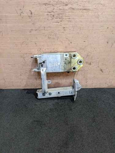 BMW 5ER MK6 F10 O/S FAHRERSEITE RECHTS STOßSTANGE VERSTÄRKUNG HALTER