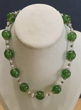 Vtg Unbranded Green & Gold Flakes Beaded Necklace Murano Style