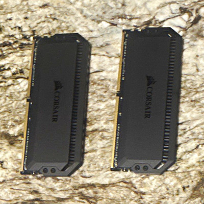 Corsair Dominator Platinum 32GB (2x16GB) DDR4-3200 RAM