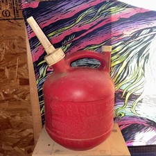 Vintage Eagle 1 1/4 Gallon Vented Plastic Gas Can, Pre-ban Spout Model PG-1