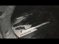 PASSAT    2013 Tools Jack 684762