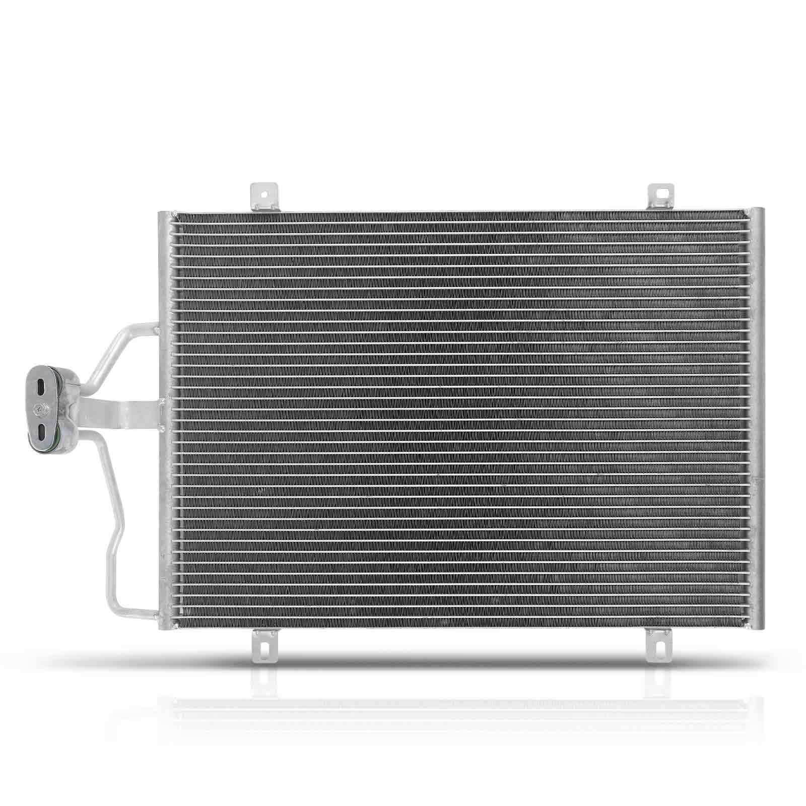Condensateur de climatisation pour Renault Megane I Classic 1.4 et 1.6 de 1996 à 2003