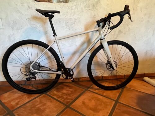 2019 Specialized Sequoia Expert 56cm