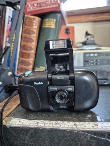 Kodak Cameo Motor EX 35mm Camera - Picture 2 of 6