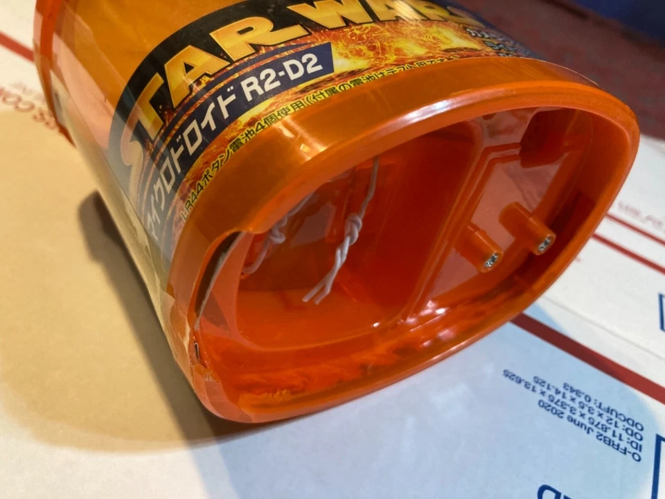 TOMY TARAKA ( STAR WARS R2-D2 ) REMOTE CONTROL R/C DROID JAPAN EXCLUSIVE 2005 - Image 4 of 4