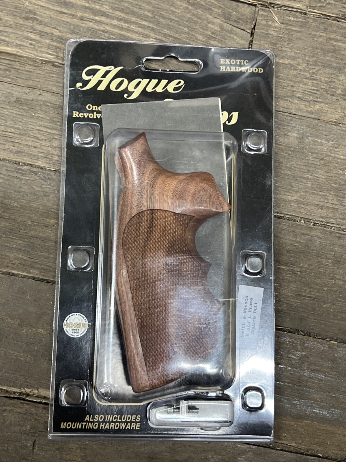 Hogue Checkered Pau Ferro Finger Groove Grip for S&W K/L-FRAME, SQUARE BUTT