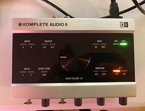 Native Instruments Komplete Audio 6 USB Interface 6-Ch 24-bit/96kHz MIDI