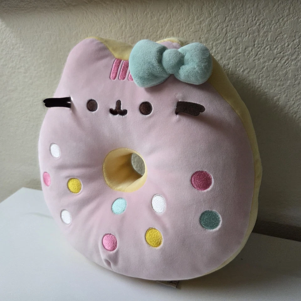 NEW Hello Kitty x Pusheen 11” Donut Plush Double Sided and RARE Exclusive 2022 - Image 4 of 4