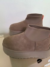 UGG Women's Classic Mini Dipper, Suede 10