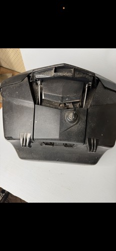 Triumph Sprint ST 1050 Left luggage pannier box side with Aftermarket Key - Picture 4 of 11