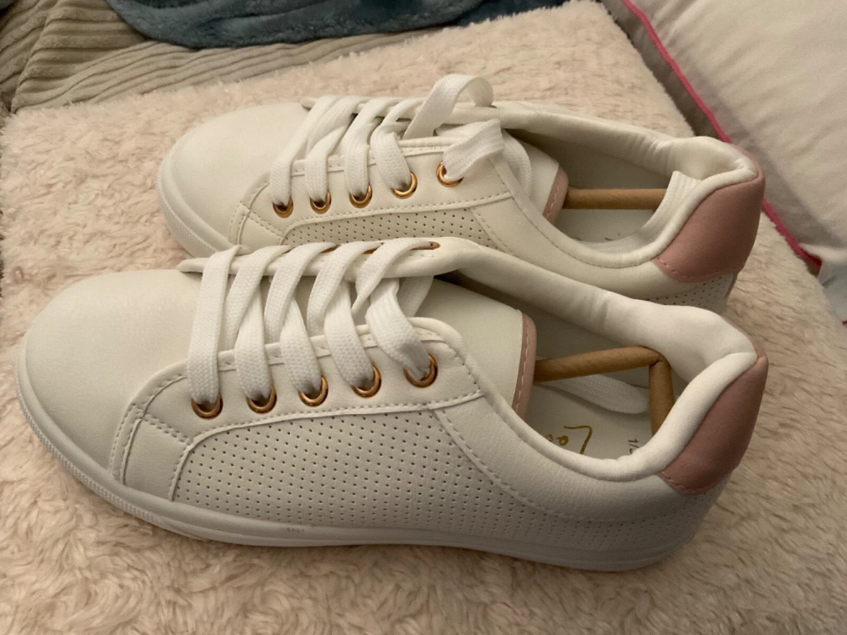Best cheap girls trainers