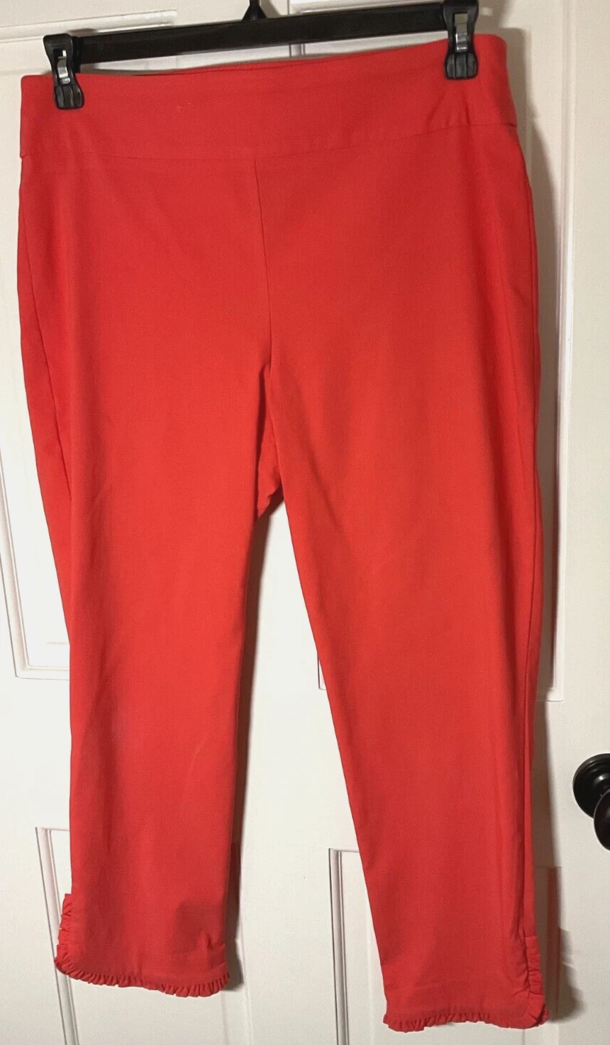 ATTYRE WOMENS CAPRI PANTS CORAL SIZE 14P RUFFLED CUFF RAYON NYLON SPANDEX NEW