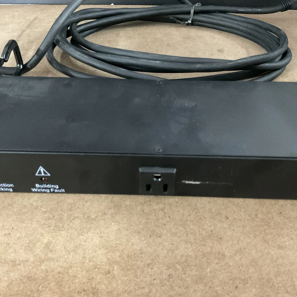 APC NET9RMBLK SurgeArrest Rackmount NOB - Image 3 of 4