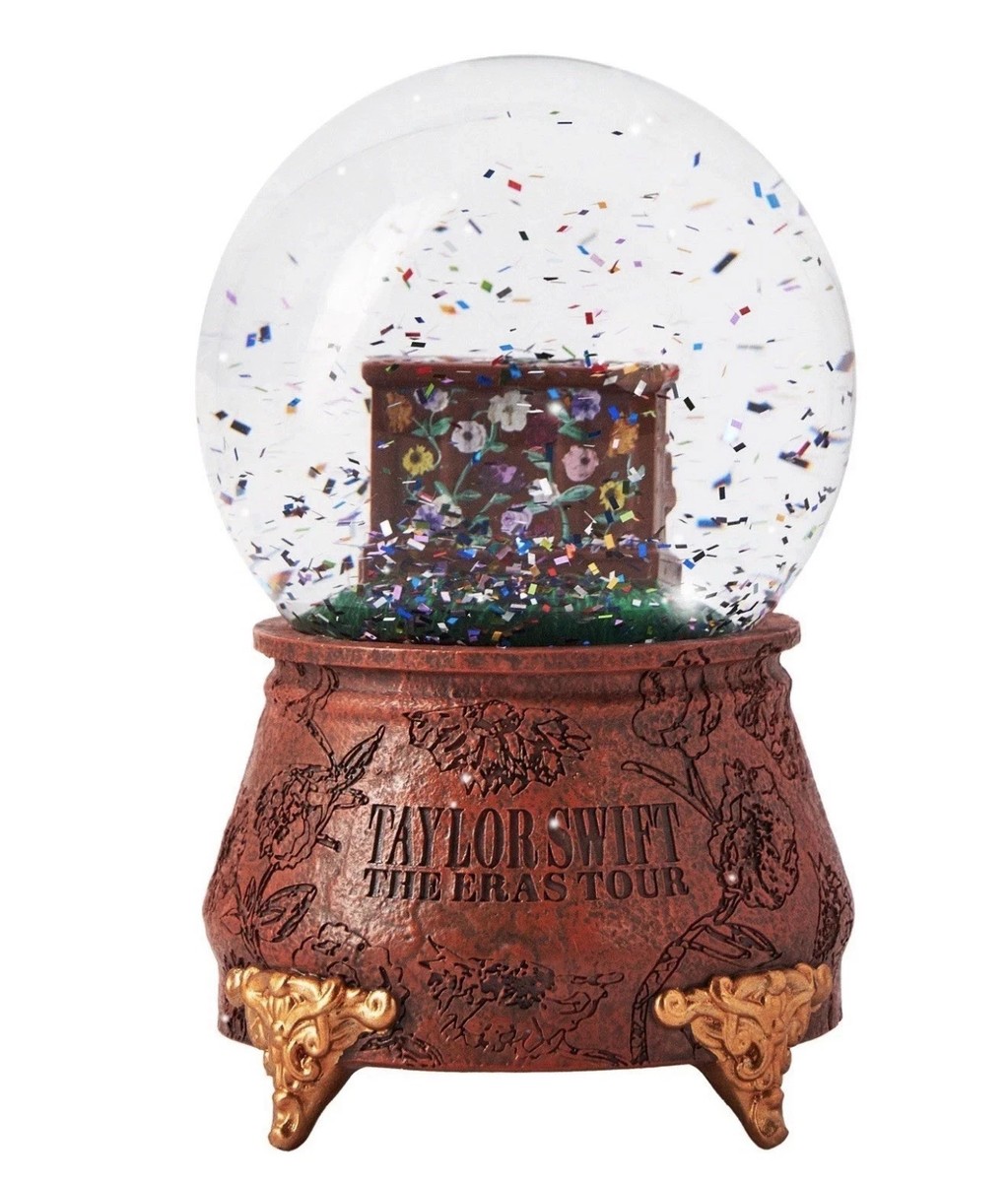 TAYLOR SWIFT | THE ERAS TOUR ACOUSTIC PIANO SNOW GLOBE ‼️IN HAND