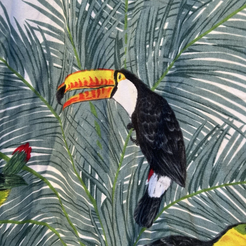 Hawaiian Rayon Shirt White Toucans Large Paradise Found Vintage Resortwear Beach - Image 4 of 4