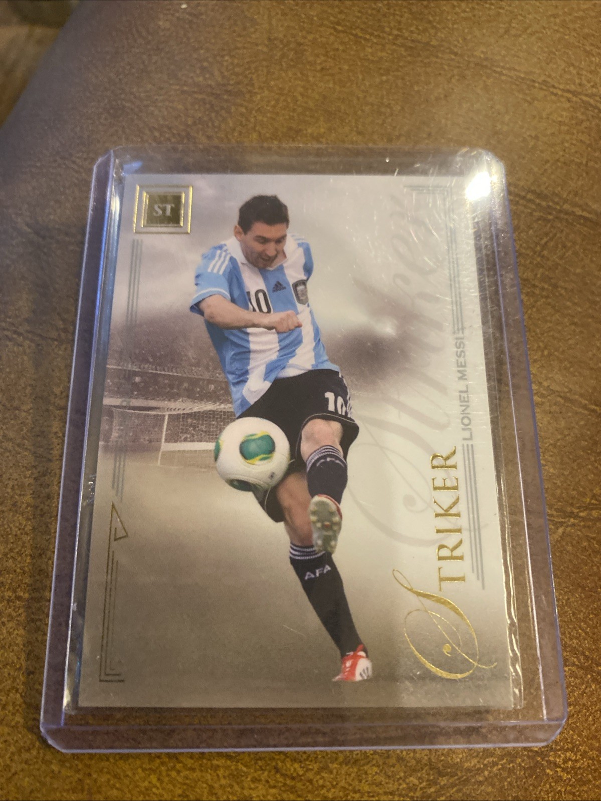2014 Futera Unique ST Lionel Messi Striker SP