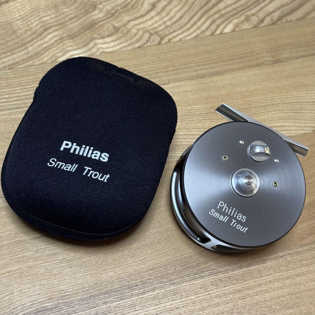 Philias Small Trout フライリール Philias Small Trout Fly Reel MINT Condition Lightweight