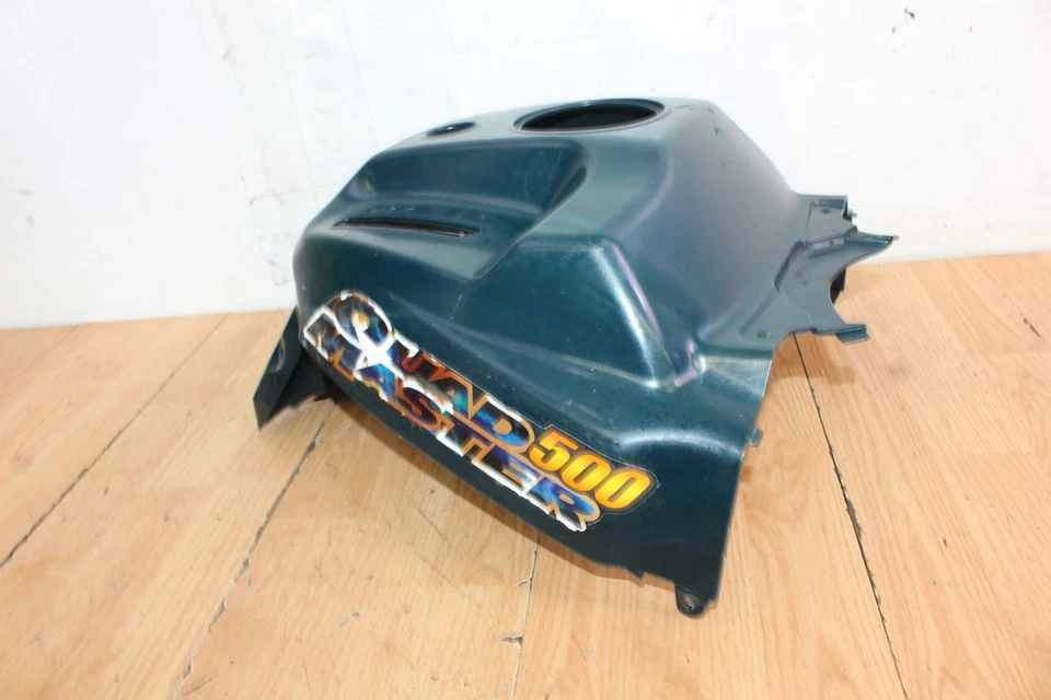 Suzuki Quadmaster 500 2000 cubierta central del tanque de gasolina  Foto 4 de 4