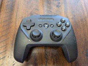 SteelSeries Wireless Controller (e.g., Nimbus+, Stratus) from SteelSeries - 2020
