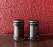 Vtg ~ Salt & Pepper Shakers ~ EPNS Slips ~ Glass Inserts ~ Star Shaker Holes ~2"