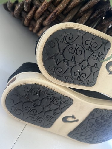 Olukai Pehuea Womens Size 7.5 Slip On Sneakers Shoes Black Mesh EUC - Picture 12 of 13