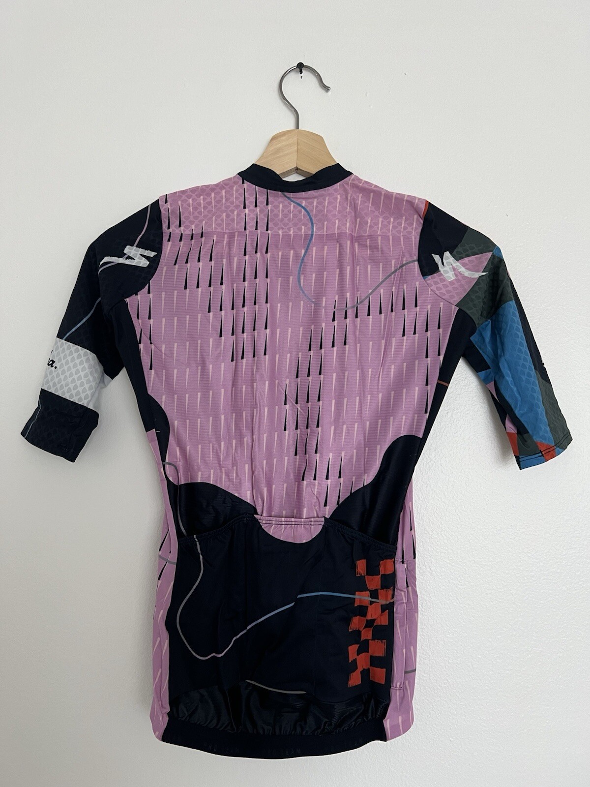 Rapha Sturm Women’s Pro Team Aero Jersey X-Small Moulticolour & Socks S