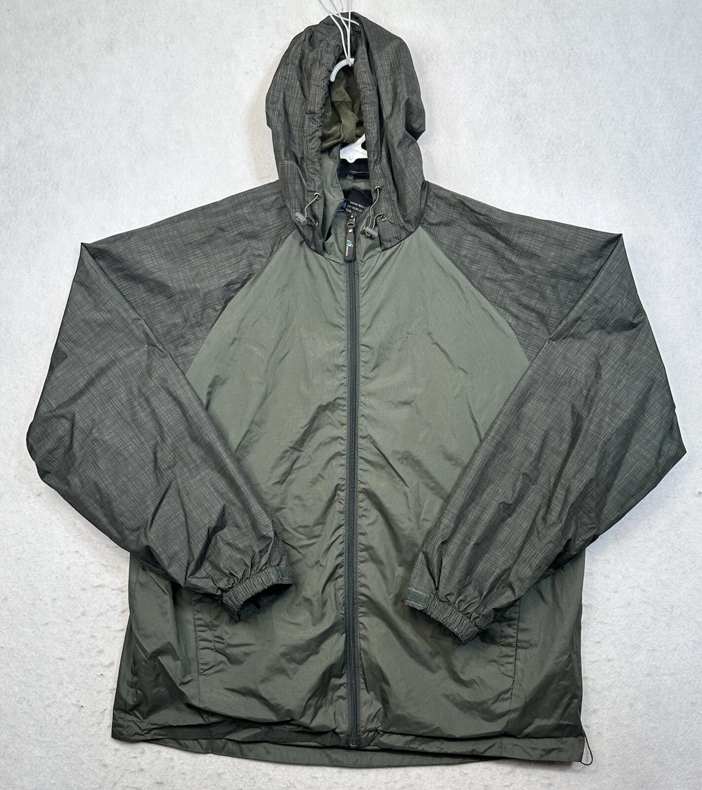 I5 APPAREL Men's Size L Green Hooded Rain Jacket Long Sleeve Light Coat