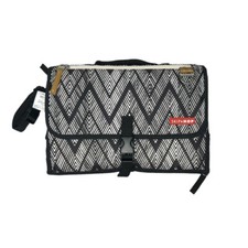Skip Hop Black White Zig Zag Pronto Portable Changing Pad