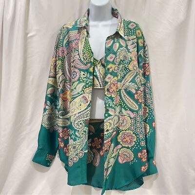 Paisley Print Green Crop Top and button front shirt by Nasty Gal Women s Size 4