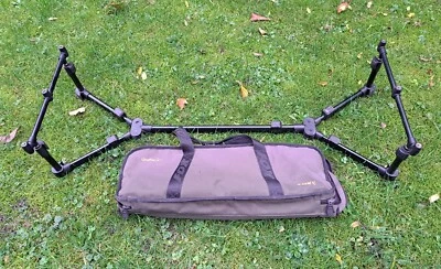 Fox Quattro 2 Pod inkl. Transporttasche + 3-Rod Buzzer Bars Carp Fishing Angeln - Bild 1 von 4