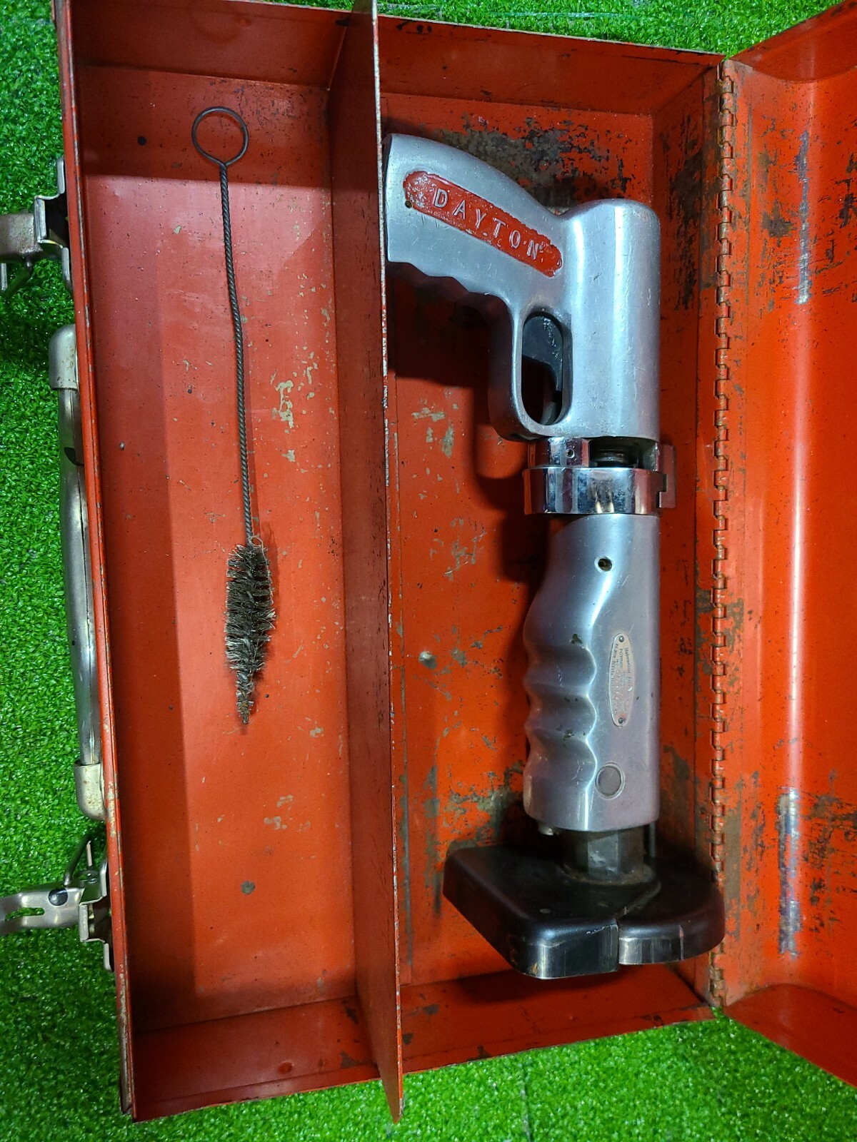 VINTAGE DAYTON 4X722 POWDERACTUATED HIGHVELOCITY STUD DRIVER eBay