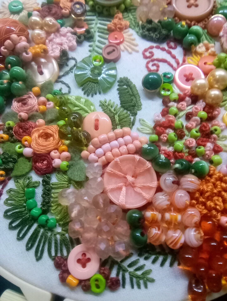 8"Embroidery Hoop Frame With Floral Design Red Orange Wall Decor Handmade #4 - Image 4 of 4