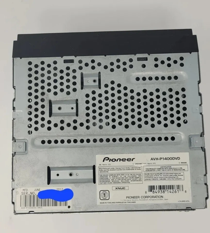 PIONEER AVH-P1400DVD TOUCHSCREEN DVD MP3 PLAYER In Dash TOUCH SCREEN Untested - Image 4 of 4