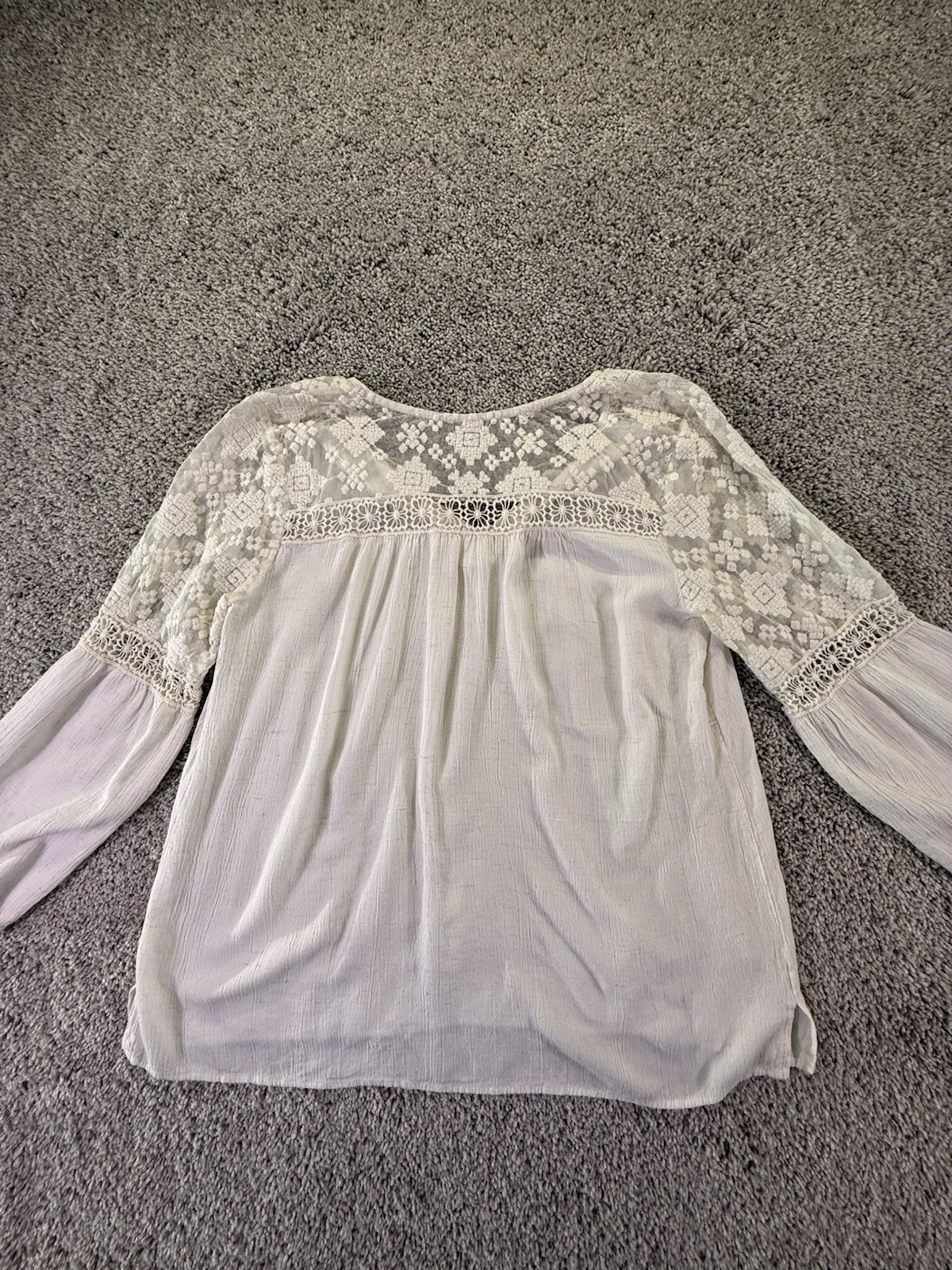 Women’s Boho Blouse Ivory Lace Front Oversized Wide Sleeves Size Medium