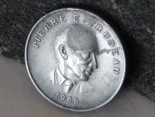 Pierre Trudeau Canada Prime Minister (1968) Zinc Medal Parliament Building #35