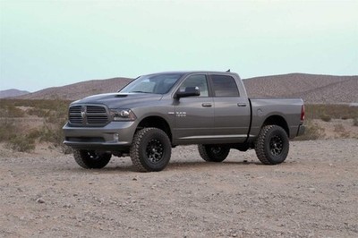 Fabtech for 13-17 Ram 1500 4WD 6in Lift System - Component Box 2